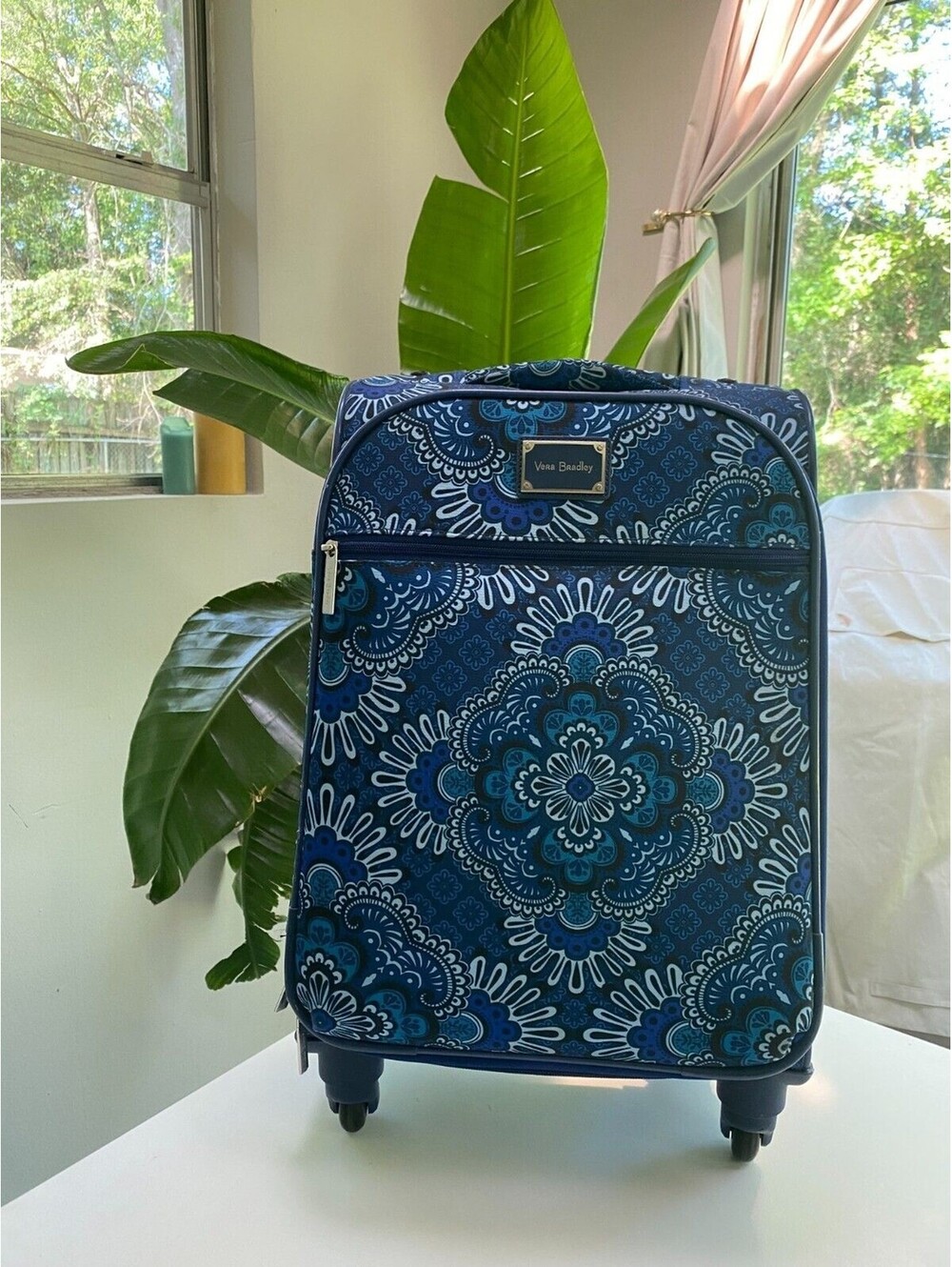 Vera Bradley Blue Rolling Wheel CarryOn Suitcase Bag Luggage